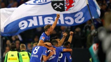 FC Schalke 04 v Borussia Moenchengladbach - Bundesliga