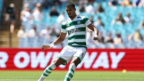 Moritz Jenz wechselt zu Schalke 04