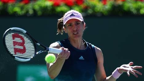 BNP Paribas Open - Day 4 Andrea Petkovic bestritt gegen Jelena Ostapenko ihr 22. Einzel im Fed Cup