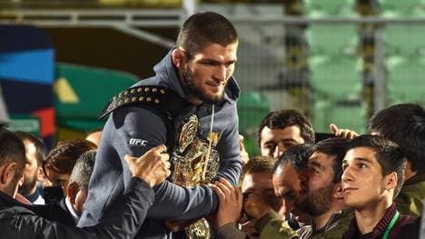 Khabib Nurmagomedov bezwang im Mega-Fight der UFC Conor McGregor