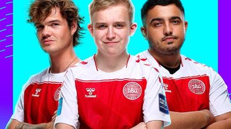 Marcus "Marcuzo" Jørgensen	(l.), Anders "RBLZ_Anders" Vejrgang (m.) und Fatih "FIFAÜstün" Üstün vertreten Ausrichter Dänemark