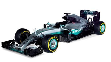 Mercedes stellte das neue Auto auf Twitter vor