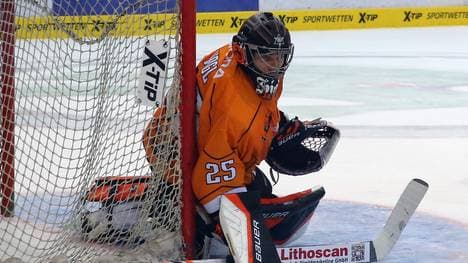 Grizzly Adams Wolfsburg v Koelner Haie - DEL