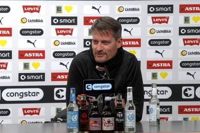 Kurios! Bei St. Pauli läuft plötzlich die Bayern-Torhymne