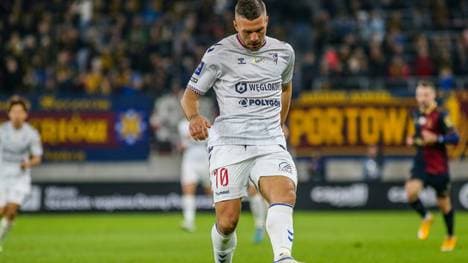 Lukas Podolski traf aus 50 Metern Entfernung