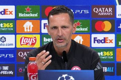 "Sané kann eine ganze Abwehr auseinanderspielen"