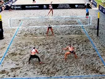 Louisa Lippmann und Melanie Paul sind erfolgreich in die Beachvolleyball-EM gestartet. Sie setzen sich deutlich gegen das Duo aus Litauen durch.
