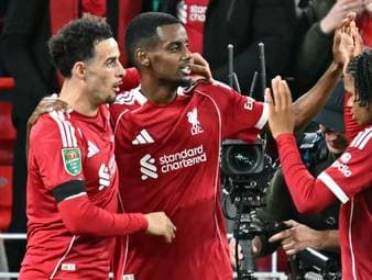 Ligapokal: Liverpool dank Ekitike im Achtelfinale
