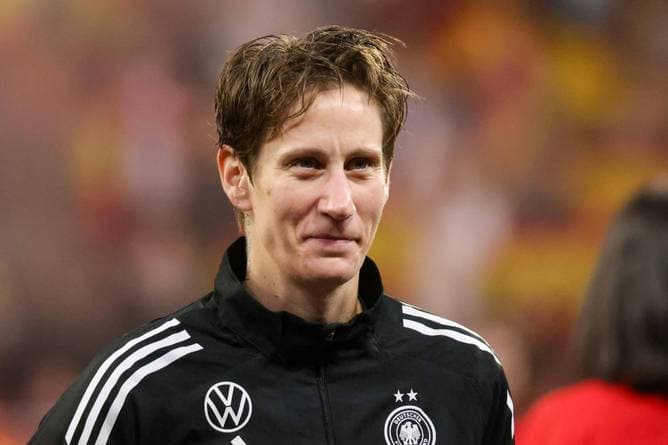 DFB-Star erklärt Zukunftsentscheidung