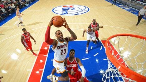 PLATZ 13: LeBron James