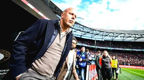 Arne Slot soll auch beim FC Bayern Interesse geweckt haben