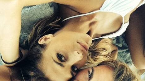 Mario Götze und Ann-Kathrin Brömmel haben im Urlaub ganz viel Zeit füreinander.