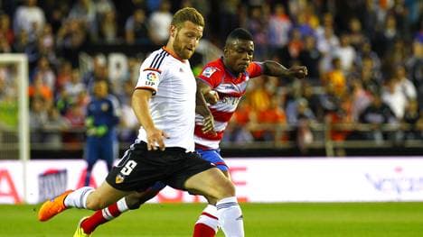 Shkodran Mustafi (l.) feierte mit Valencia einen klaren Sieg gegen Granada