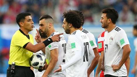 Enrique Caceres sorgt für einen Protest der Ägypter