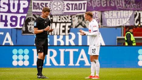 Michael Cuisance erhielt wegen Zeitspiel einen Platzverweis
