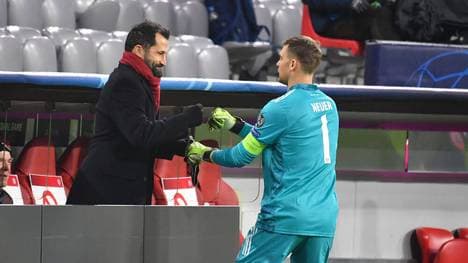 Hasan Salihamidzic (l.) ist bestürzt über das Saison-Aus von Manuel Neuer