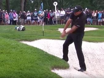 Dem Golfer Phil Mickelson ist am Finaltag bei LIV Golf Virginia ein unglaublicher Schlag gelungen.