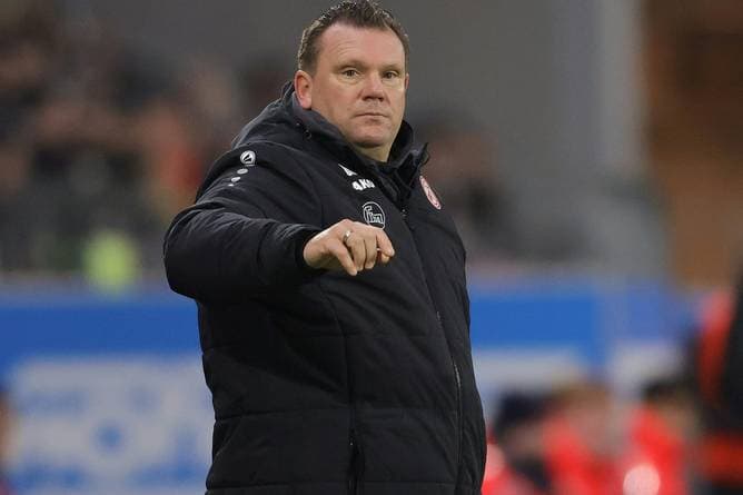 3. Liga: Koschinat verlängert in Essen