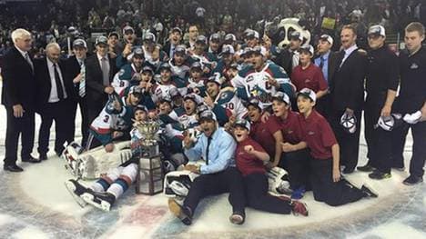 Leon Draisaitl feiert mit den Kelowna Rockets den WHL-Titel