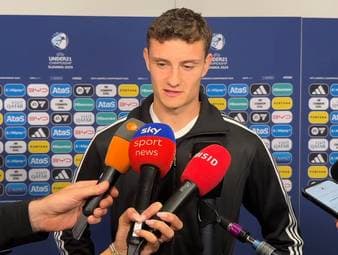 Bereits nach 20 Minuten musste die deutsche U21 einem 0:2-Rückstand hinterherlaufen. Kapitän Eric Martel reflektiert die schwere Anfangsphase.