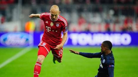 FC Bayern Muenchen v Manchester United - UEFA Champions League Round Quarter Final