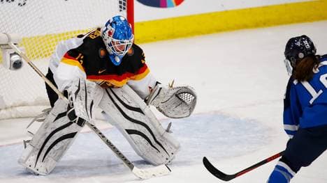 Ivonne Schröder erhielt im Tor den Vorzug vor Stammkeeperin Jennifer Heß
