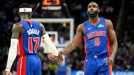 Dennis Schröder (l.) mit Tim Hardaway Jr.