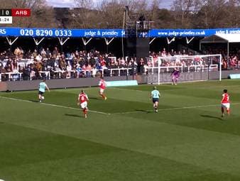 Am 17. Spieltag der Women´s Super League sind die Arsenal Women bei den London City Lionesses zu Gast und bleiben durch einen 2:0 Erfolg weiter auf CL-Kurs.