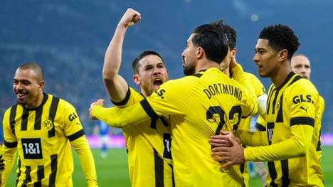 Nach sieben Jahren verlässt Raphael Guerreiro (jubelnd) Borussia dortmund