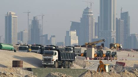 Fußball-WM 2022 in Katar: Amnesty International moniert Arbeitsbedingungen, In Katar laufen die Vorbereitungen für die WM 2022 weiter auf Hochtouren