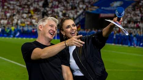 Bastian Schweinsteiger und Esther Sedlaczek moderierten gemeinsam bei der ARD