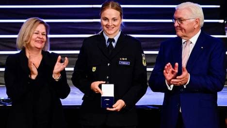 Faeser bei der Verleihung des Silbernen Lorbeerblatts