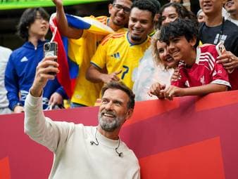 Noch ist Jürgen Klopp nur als Bundestrainer im Gespräch. Doch seine gewaltige Karriere spricht eine eindeutige Sprache. Er hätte alles was es braucht, um den deutschen Fußball wiederzubeleben.