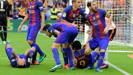FBL-ESP-LIGA-VALENCIA-BARCELONA