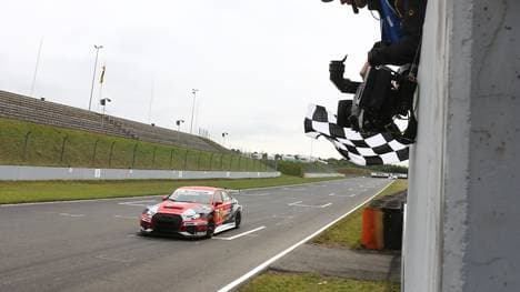 Niels Langeveld bei der ADAC TCR Germany in Oschersleben