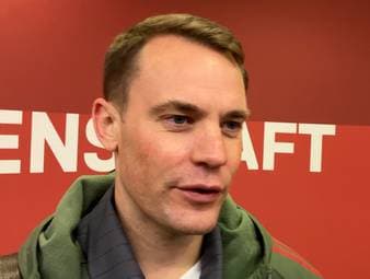 Nach dem Abgang von Thomas Müller hat sich beim FC Bayern eine neue Hierarchie gebildet. Manuel Neuer schwärmt vom Teamgefüge.