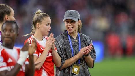 Giulia Gwinn (l.) und Lena Oberdorf sind kurz vor dem Comeback 