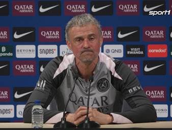 Luis Enrique schwärmt auf der Pressekonferenz über die Fans von Paris Saint-Germain. Laut ihm sind sie einer der ausschlaggebenden Gründe für den Erfolg-