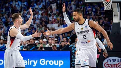Johannes Thiemann (r.) verlässt seinen japanischen Klub