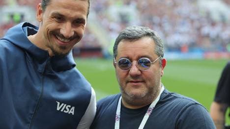 Spielerberater Mino Raiola (rechts) berät und vermittelt unter anderem Zlatan Ibrahimovic (links)