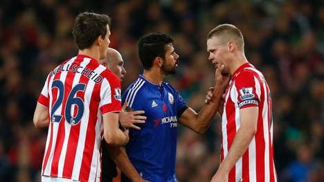 Diego Costa und Ryan Shawcross gerieten beim Spiel zwischen Stoke City und Chelsea aneinander