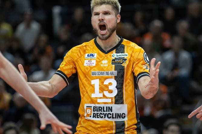 DVV-Pokal: Favoriten mühelos im Halbfinale