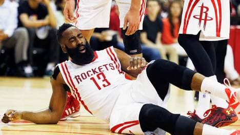 Phoenix Suns v Houston Rockets