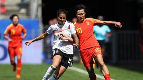 Dzsenifer Marozsan (l.) machte bisher 91 Länderspiele 