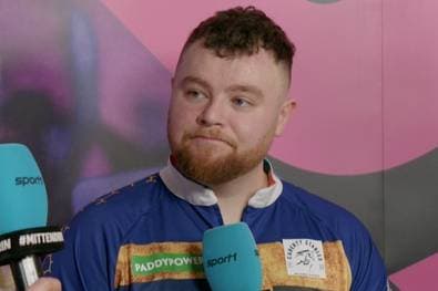 Bewegende Worte! Darts-Star leidet mit Gegner