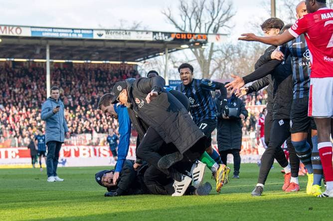 Wilde Szenen! Zoff nach Abpfiff