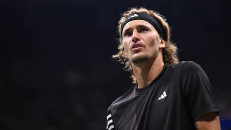 Alexander Zverev kämpft in Peking derzeit mit schwierigen Widrigkeiten