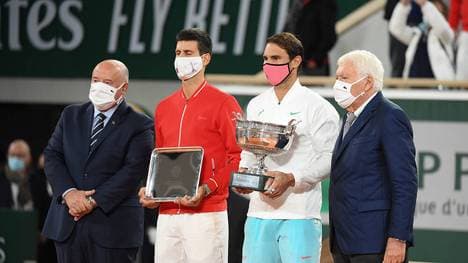 Rafael Nadal (2.v.r.) holte gegen Novak Djokovic seinen 20. Grand-Slam-Titel