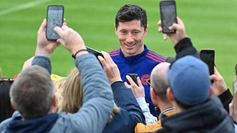 Robert Lewandowski war vor seinem offensiv geäußerten Wechsel-Wunsch noch einer der populärsten Spieler bei den Bayern-Fans