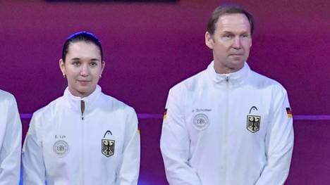 Rainer Schüttler (r.) setzt Eva Lys wohl auch gegen Großbritannien nicht ein